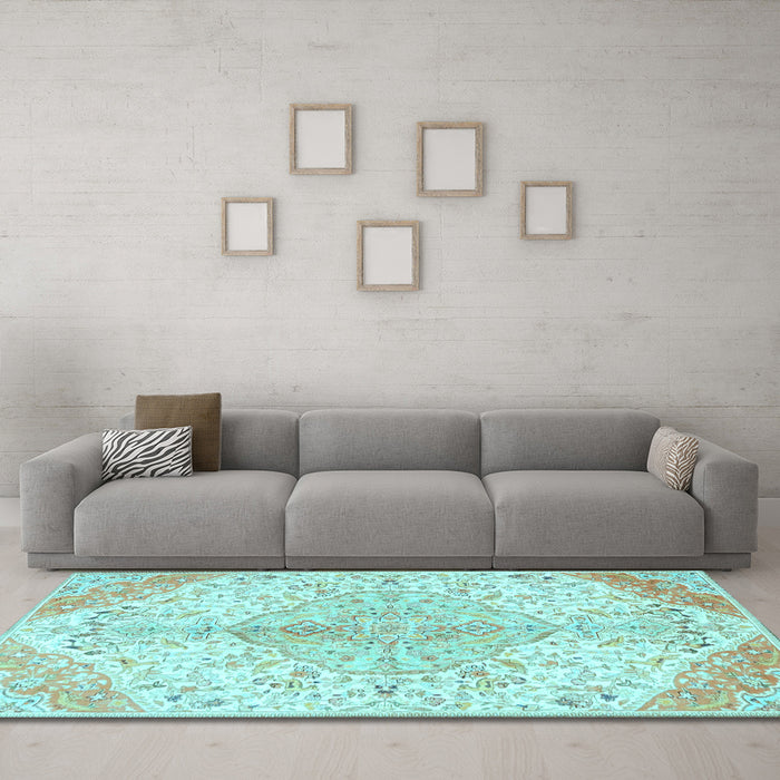 Machine Washable Persian Light Blue Traditional Rug in a Living Room, wshtr4525lblu