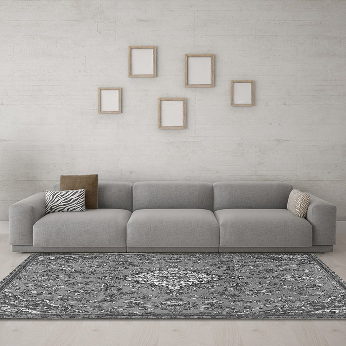 Machine Washable Persian Gray Traditional Rug in a Living Room,, wshtr4527gry