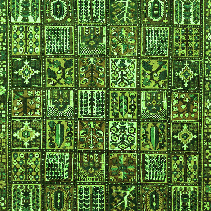 Serging Thickness of Machine Washable Persian Green Traditional Area Rugs, wshtr4528grn