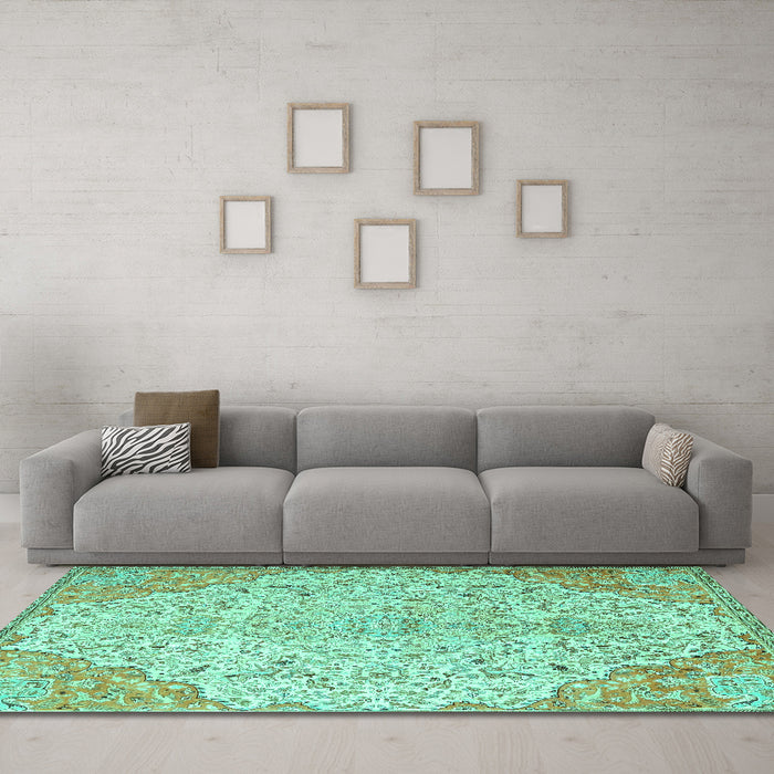 Machine Washable Persian Turquoise Traditional Area Rugs in a Living Room,, wshtr4534turq