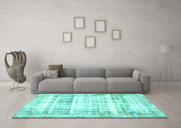 Machine Washable Persian Turquoise Traditional Area Rugs in a Living Room,, wshtr4537turq