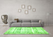 Machine Washable Persian Green Traditional Area Rugs in a Living Room,, wshtr4537grn