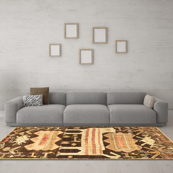 Machine Washable Persian Brown Traditional Rug in a Living Room,, wshtr4538brn