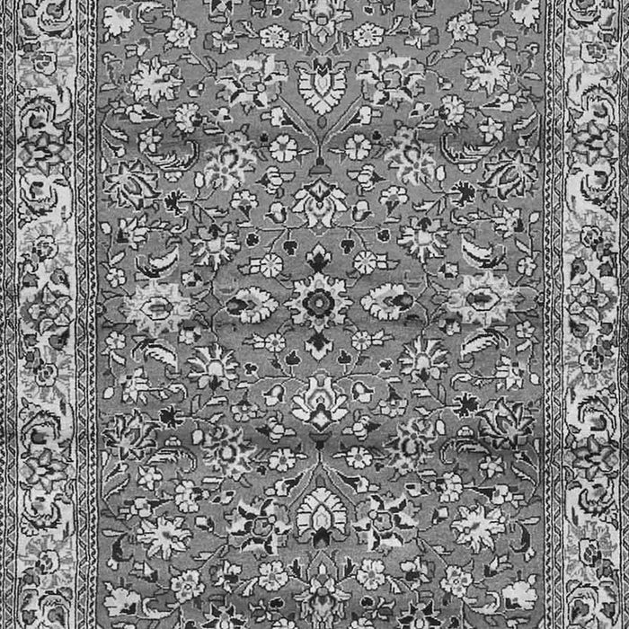 Serging Thickness of Machine Washable Persian Gray Traditional Rug, wshtr4541gry