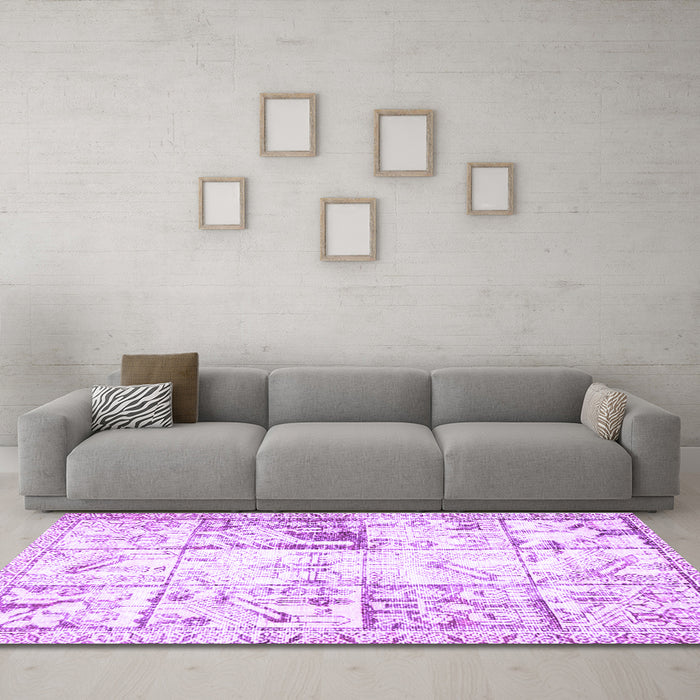 Machine Washable Persian Purple Traditional Area Rugs in a Living Room, wshtr4542pur
