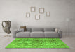 Machine Washable Persian Green Traditional Area Rugs in a Living Room,, wshtr4543grn