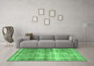 Machine Washable Persian Emerald Green Traditional Area Rugs in a Living Room,, wshtr4545emgrn