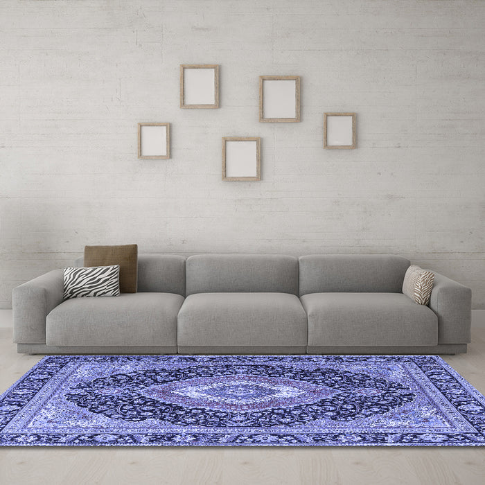 Machine Washable Medallion Blue Traditional Rug in a Living Room, wshtr4548blu