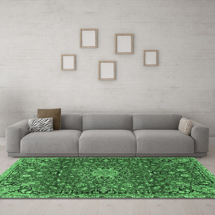 Machine Washable Medallion Emerald Green Traditional Area Rugs in a Living Room,, wshtr4549emgrn