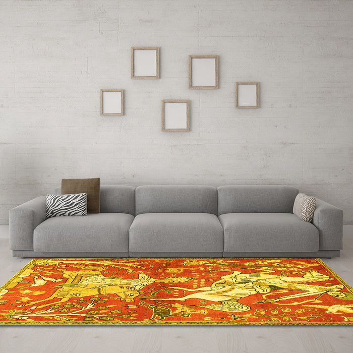 Machine Washable Animal Yellow Traditional Rug in a Living Room, wshtr4551yw