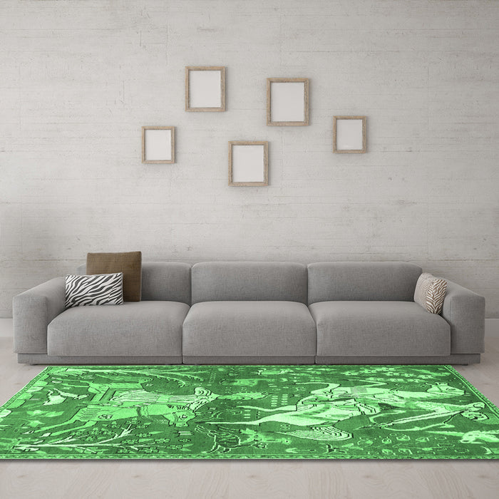 Machine Washable Animal Emerald Green Traditional Area Rugs in a Living Room,, wshtr4551emgrn