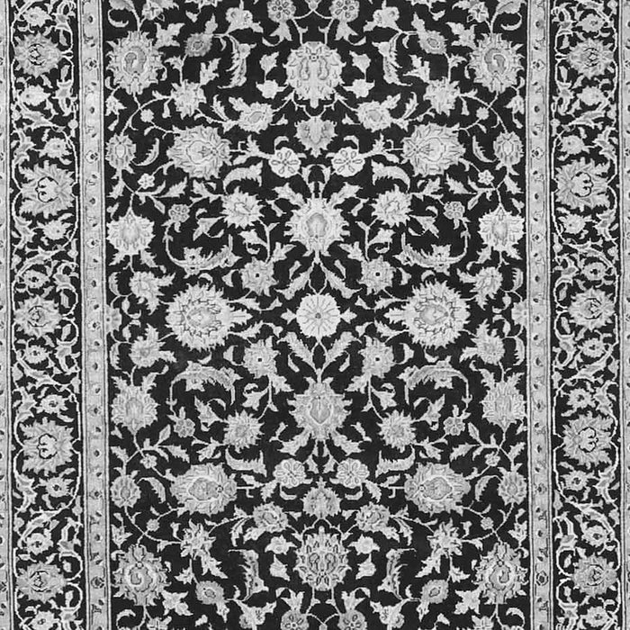 Serging Thickness of Machine Washable Persian Gray Traditional Rug, wshtr4553gry