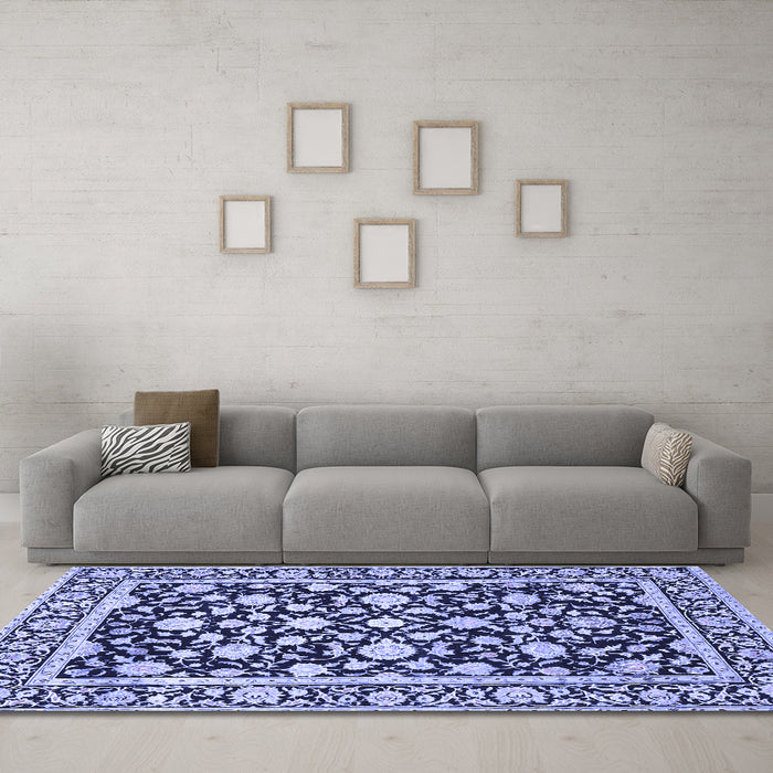 Machine Washable Persian Blue Traditional Rug in a Living Room, wshtr4553blu