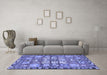 Machine Washable Persian Blue Traditional Rug in a Living Room, wshtr4556blu