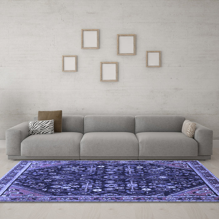 Machine Washable Persian Blue Traditional Rug in a Living Room, wshtr4562blu