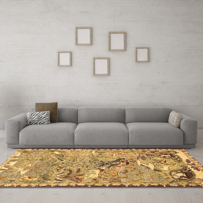 Machine Washable Animal Brown Traditional Rug in a Living Room,, wshtr4564brn