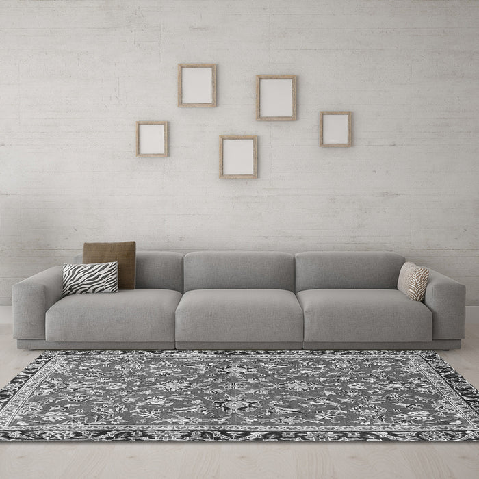 Machine Washable Persian Gray Traditional Rug in a Living Room,, wshtr4565gry