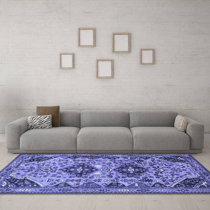 Machine Washable Persian Blue Traditional Rug in a Living Room, wshtr4566blu