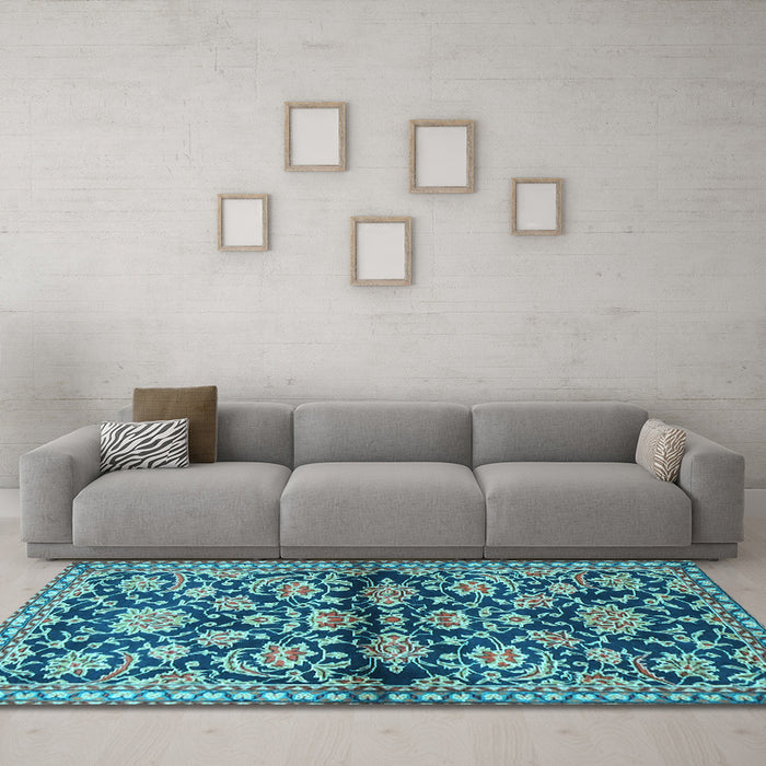 Machine Washable Persian Light Blue Traditional Rug in a Living Room, wshtr4568lblu