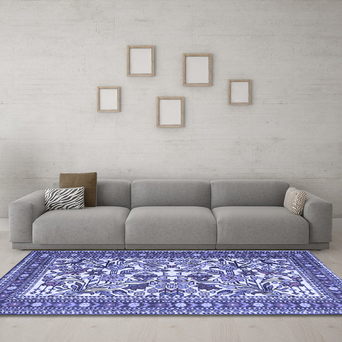 Machine Washable Persian Blue Traditional Rug in a Living Room, wshtr4571blu