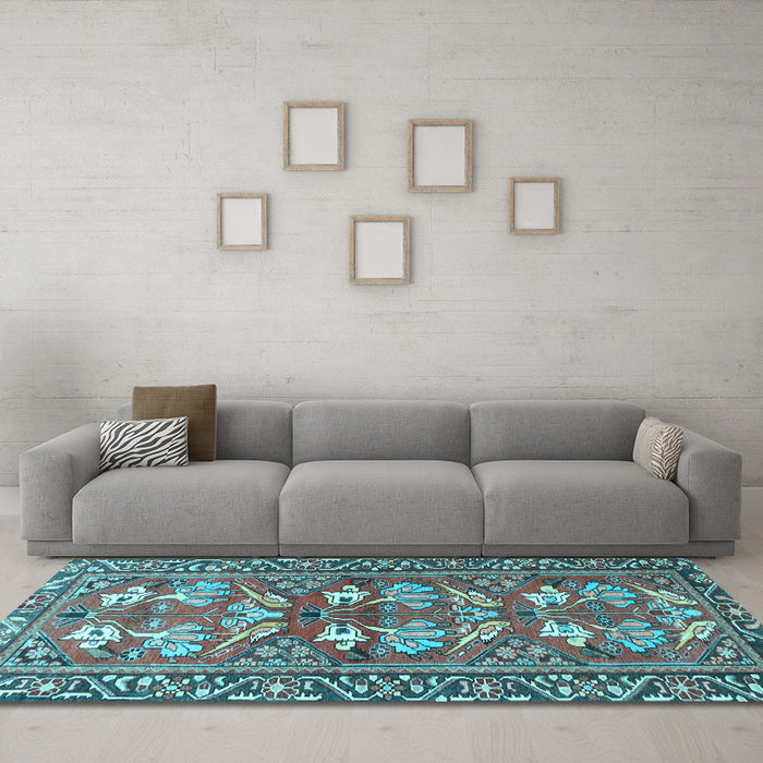 Machine Washable Persian Light Blue Traditional Rug in a Living Room, wshtr4572lblu
