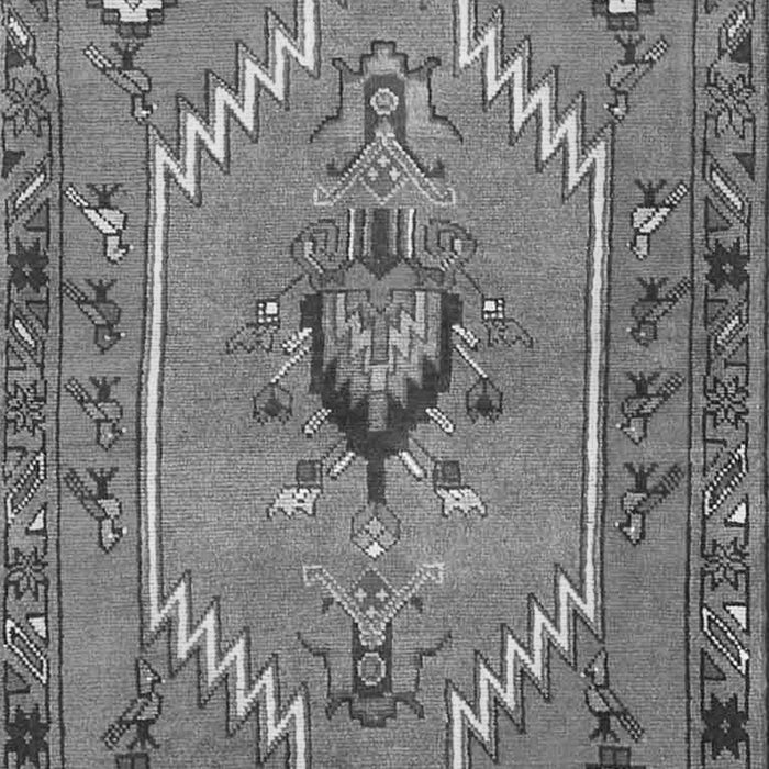 Serging Thickness of Machine Washable Persian Gray Traditional Rug, wshtr4575gry