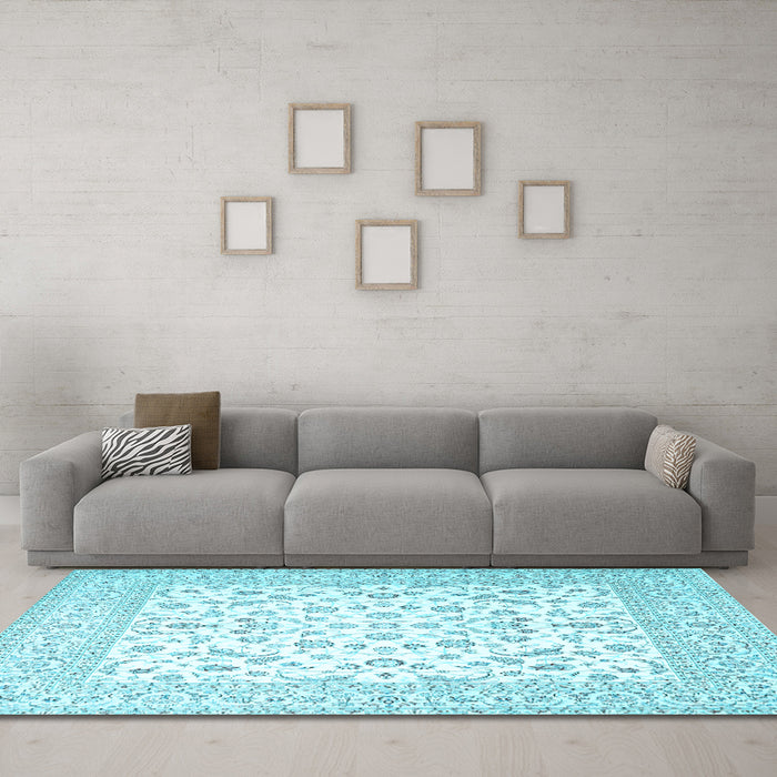 Machine Washable Persian Light Blue Traditional Rug in a Living Room, wshtr4580lblu