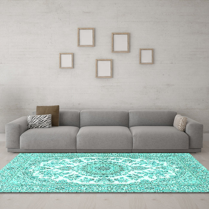 Machine Washable Persian Turquoise Traditional Area Rugs in a Living Room,, wshtr4582turq