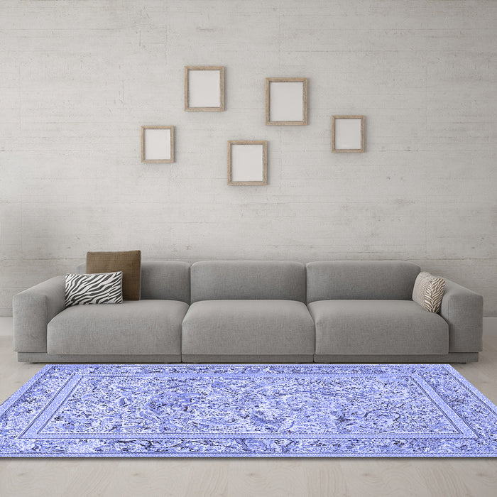 Machine Washable Animal Blue Traditional Rug in a Living Room, wshtr4584blu