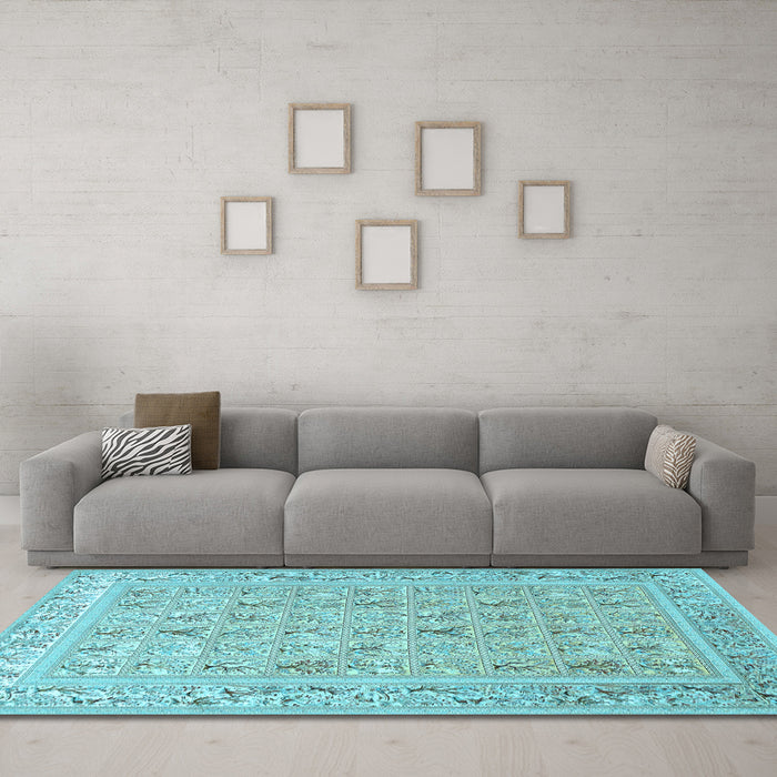 Machine Washable Animal Light Blue Traditional Rug in a Living Room, wshtr4586lblu
