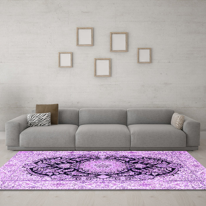 Machine Washable Medallion Purple Traditional Area Rugs in a Living Room, wshtr4587pur