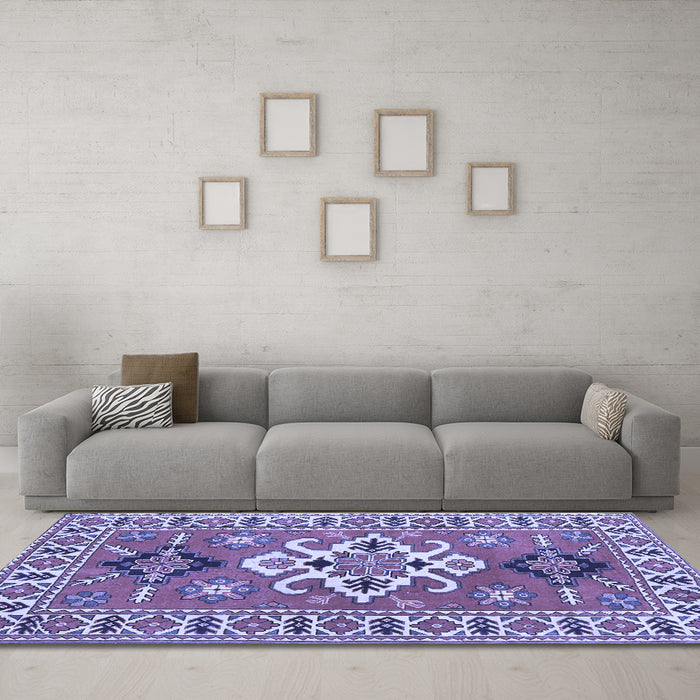 Machine Washable Geometric Blue Traditional Rug in a Living Room, wshtr458blu