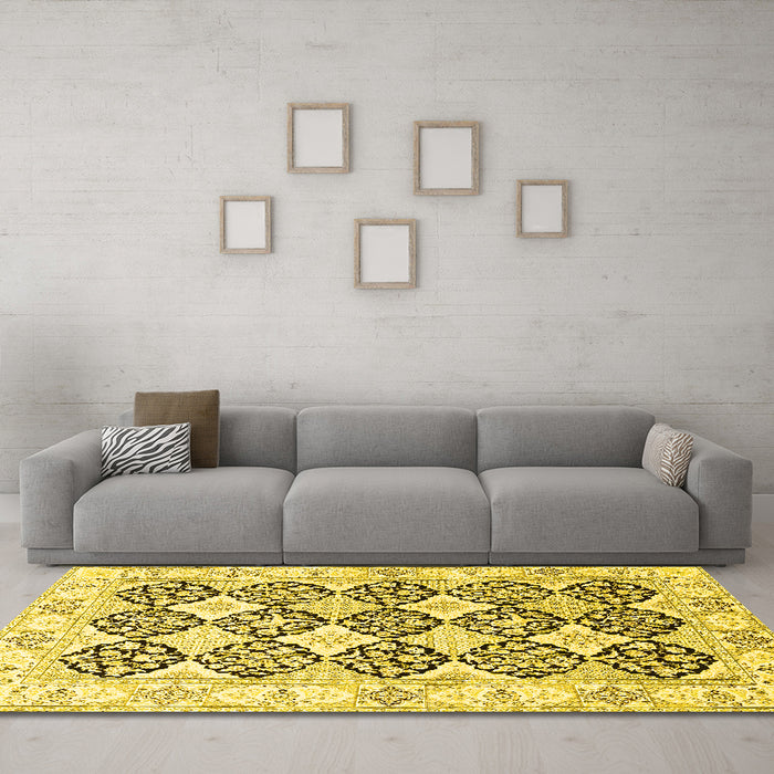 Machine Washable Persian Yellow Traditional Rug in a Living Room, wshtr4592yw