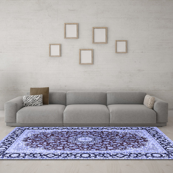 Machine Washable Persian Blue Traditional Rug in a Living Room, wshtr4596blu