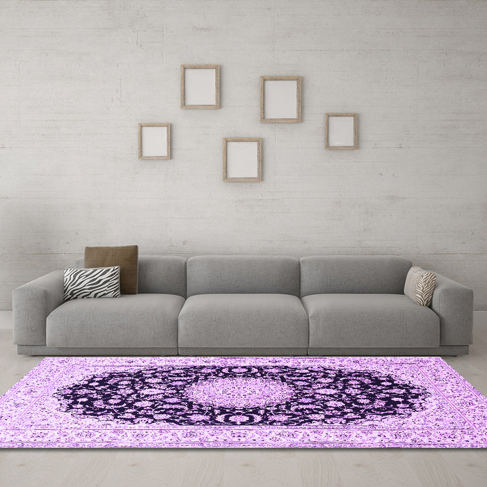 Machine Washable Medallion Purple Traditional Area Rugs in a Living Room, wshtr4599pur