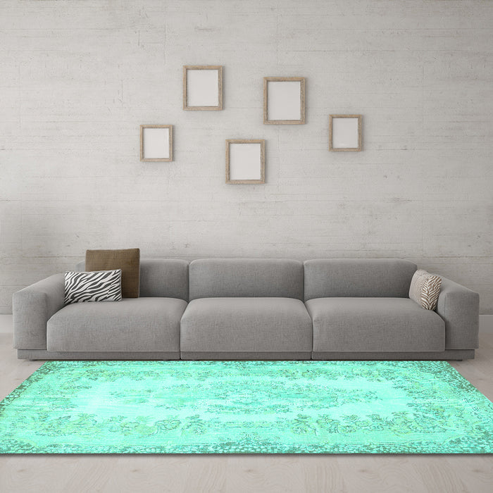Machine Washable Persian Turquoise Traditional Area Rugs in a Living Room,, wshtr459turq