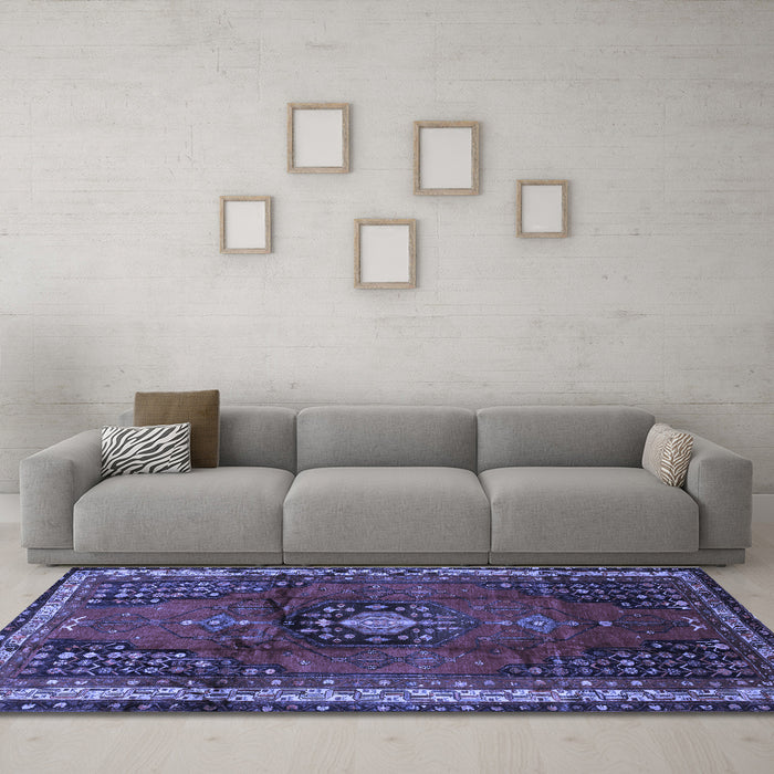 Machine Washable Persian Blue Traditional Rug in a Living Room, wshtr45blu