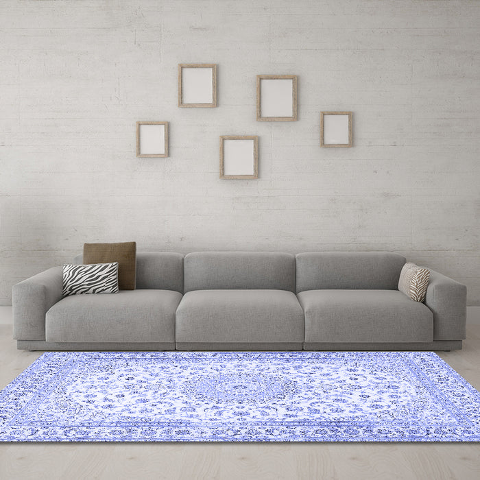 Machine Washable Medallion Blue Traditional Rug in a Living Room, wshtr4600blu