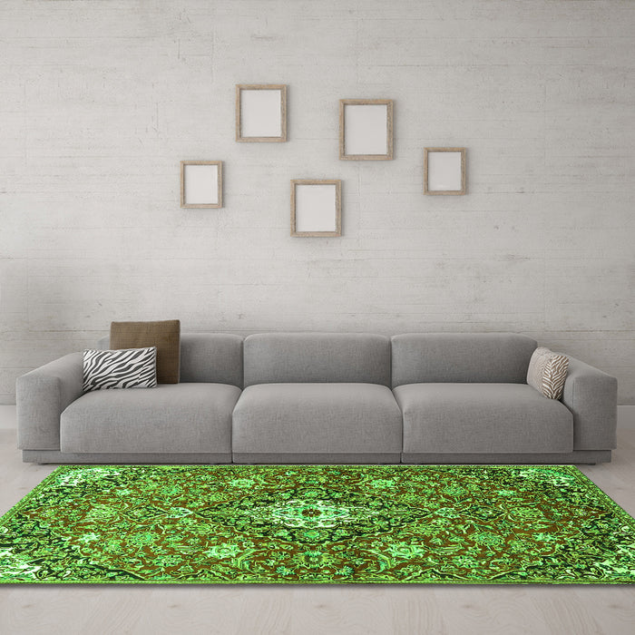 Machine Washable Persian Green Traditional Area Rugs in a Living Room,, wshtr4606grn
