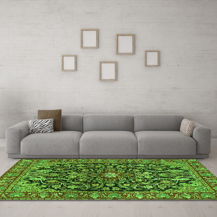 Machine Washable Persian Green Traditional Area Rugs in a Living Room,, wshtr4609grn