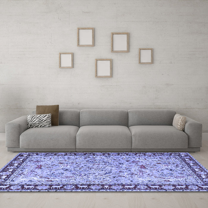 Machine Washable Animal Blue Traditional Rug in a Living Room, wshtr4613blu