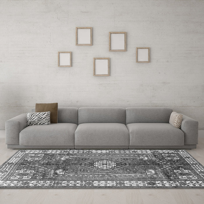 Machine Washable Persian Gray Traditional Rug in a Living Room,, wshtr4619gry