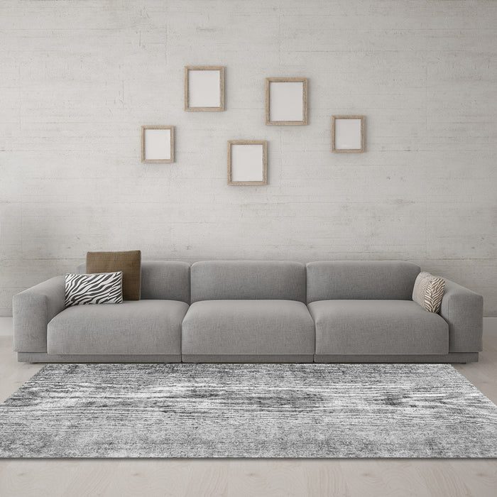 Machine Washable Persian Gray Traditional Rug in a Living Room,, wshtr461gry