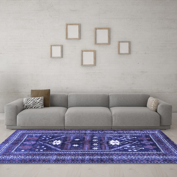 Machine Washable Persian Blue Traditional Rug in a Living Room, wshtr4622blu