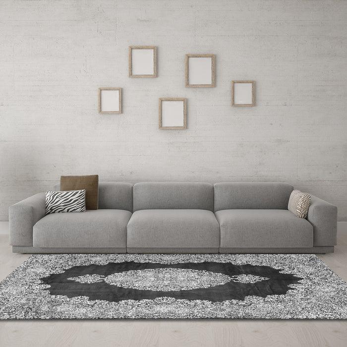 Machine Washable Medallion Gray Traditional Rug in a Living Room,, wshtr4627gry