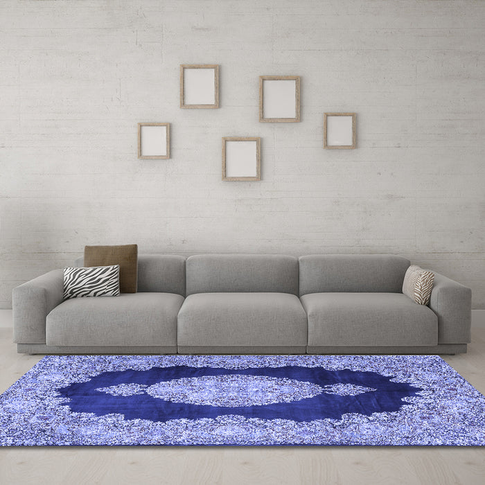 Machine Washable Medallion Blue Traditional Rug in a Living Room, wshtr4627blu