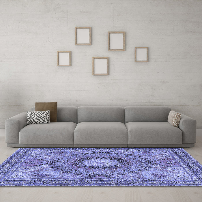 Machine Washable Medallion Blue Traditional Rug in a Living Room, wshtr4629blu