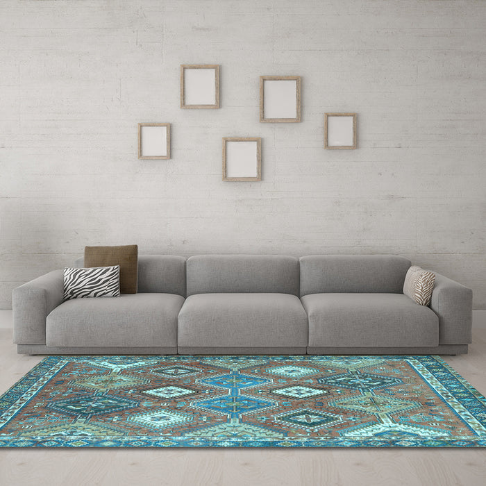 Machine Washable Persian Light Blue Traditional Rug in a Living Room, wshtr4635lblu