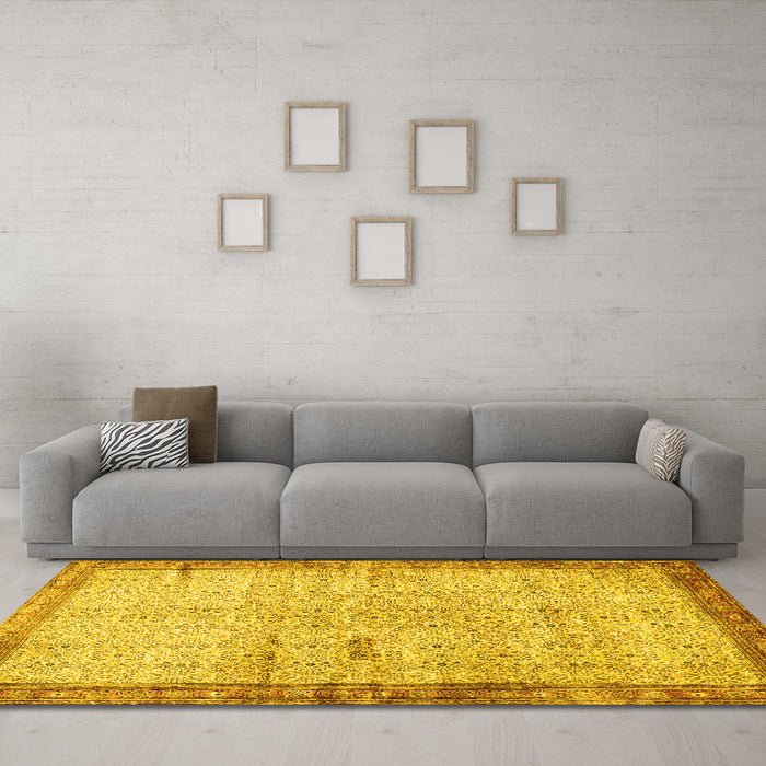 Machine Washable Oriental Yellow Traditional Rug in a Living Room, wshtr4642yw