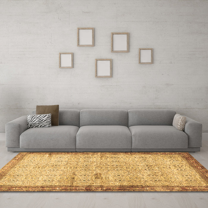 Machine Washable Oriental Brown Traditional Rug in a Living Room,, wshtr4642brn